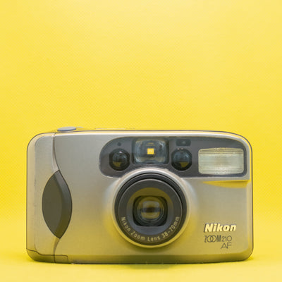 Nikon Zoom 210 AF - 35mm Analoge Camera