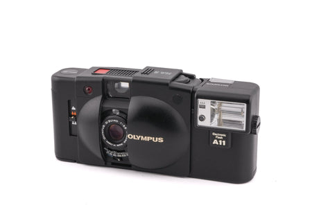 Olympus XA2 + A11 Elektronische Flitser