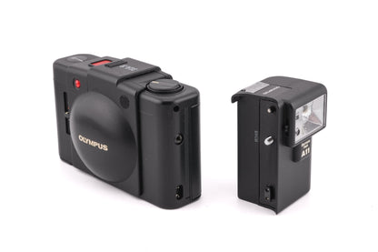 Olympus XA2 + A11 Elektronische Flitser