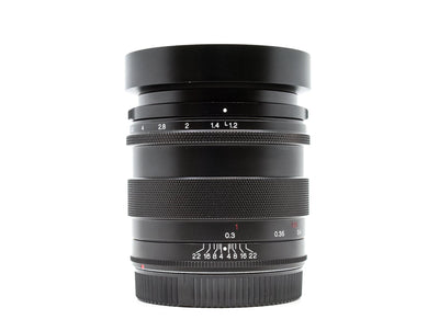 Voigtlander Nokton 40mm f/1.2 – Canon RF-vatting