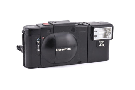 Olympus XA + A11 Elektronische Flitser Gecontroleerd Geslaagd