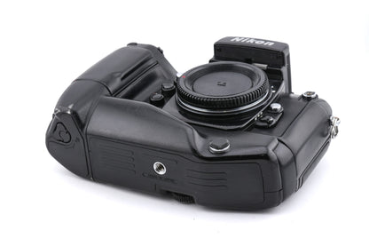 Nikon F4s + Bloc-pile MB-21