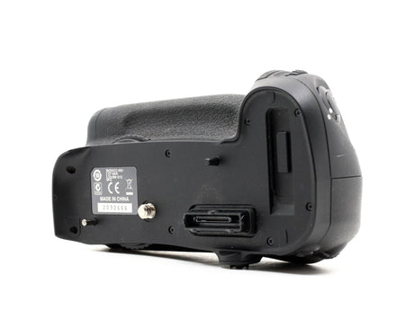 Nikon MB-D12 Accu-Grip