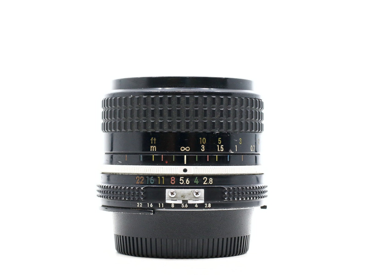 Nikon Ai Nikkor 24mm f/2.8 · image principale