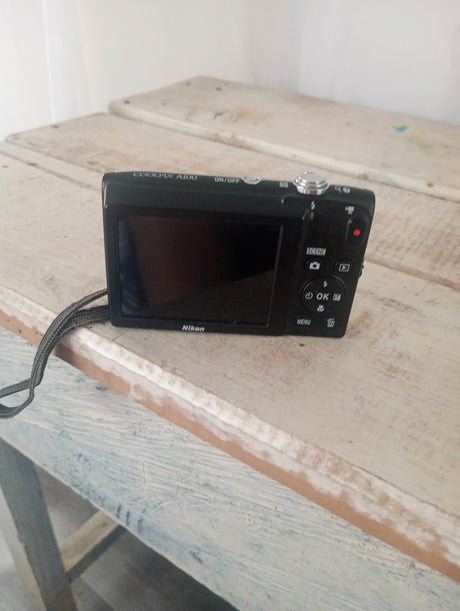 Nikon Coolpix A100