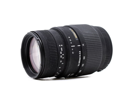 Sigma 70-300mm f/4-5.6 Macro - Monture Canon EF