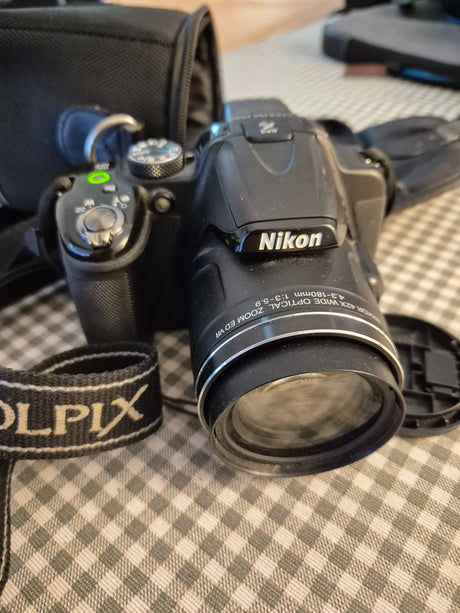Nikon Coolpix P520