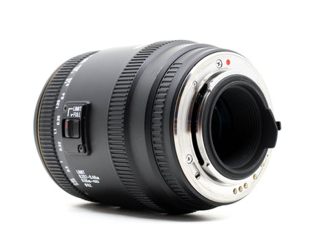 Sigma 70mm f/2.8 EX DG Macro - Pentax Mount