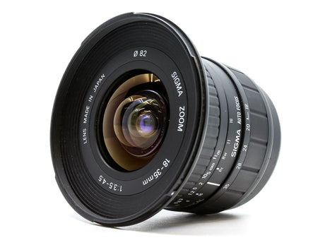 Sigma 18-35mm f/3.5-4.5 Asphérique - Monture Sony A
