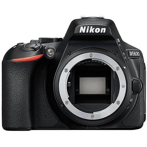 D5600 DSLR - Black de segunda mano en Camera Market