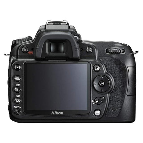D90 Reflex - Noir + Nikon Nikkor AF-S DX VR 18-105mm f/3.5-5.6G ED f/3.5-5.6