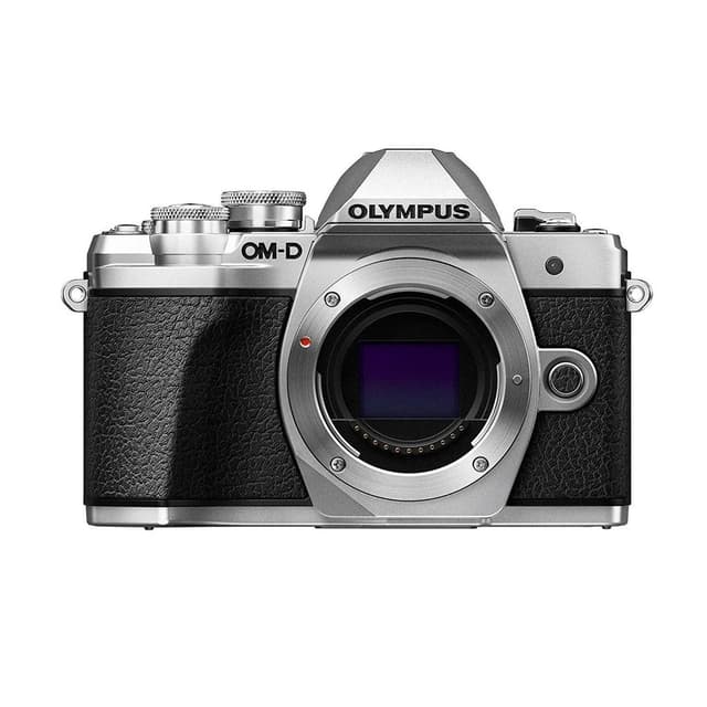OM-D E-M10 III - Silver/Black + Olympus M.Zuiko Digital 14-42 mm f/3.5-5.6 II R f/3.5-5.6 de segunda mano en Camera Market