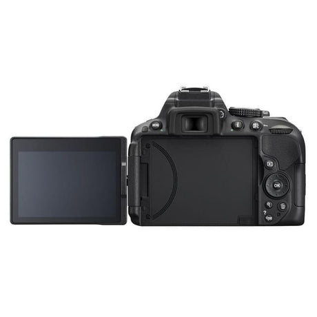 Réflex D5300 - Noir + Nikon AF-S DX Nikkor 18-105mm f/3.5-5.6G ED VR f/3.5-5.6
