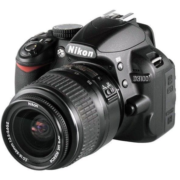 DSLR D5100 - Noir + Nikon AF-S DX Nikkor 18-55 mm f/3.5-5.6G II ED f/3.5-5.6G · image principale