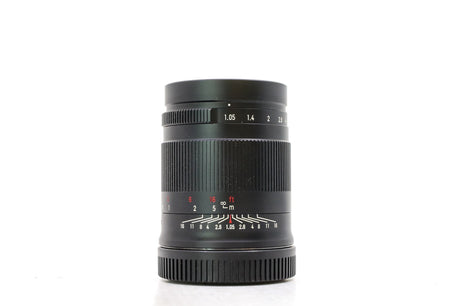 7Artisans 50mm f/1.05 - Canon RF Fit
