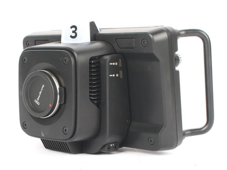 Blackmagic Design Studio Camera 4K Plus - Monture Micro Four Thirds