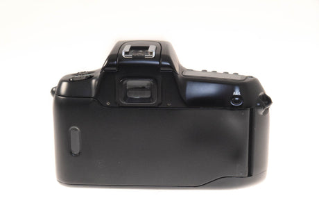 Nikon F50 + 35-70mm f3.3-4.5 AF Nikkor Lens