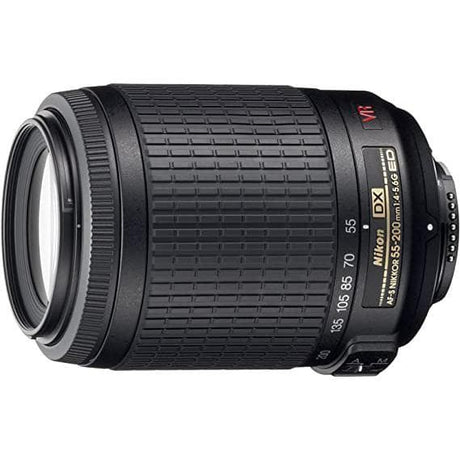 Réflex D5000 - Noir + Canon AF-S DX Nikkor 18-55mm f/3.5-5.6G VR II + AF-S DX Nikkor 55-200mm f/4-5.6G ED f/3.5-5.6 + f/4-5.6
