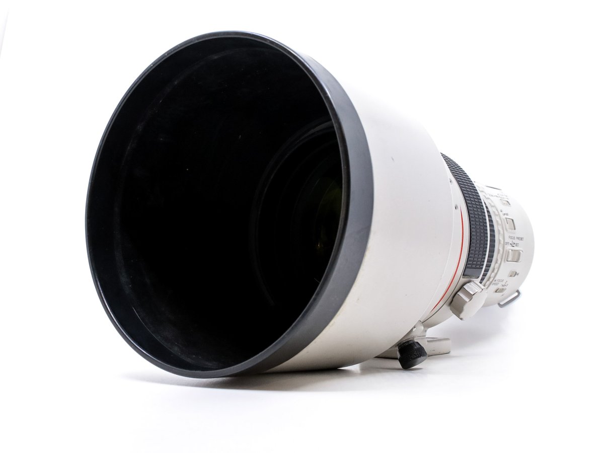 Canon EF 200mm f/1.8 L USM · image principale