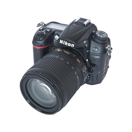 SLR D7000 - Noir + Nikon AF-S Nikkor 18-105mm f/3.5-5.6G ED f/3.5-5.6