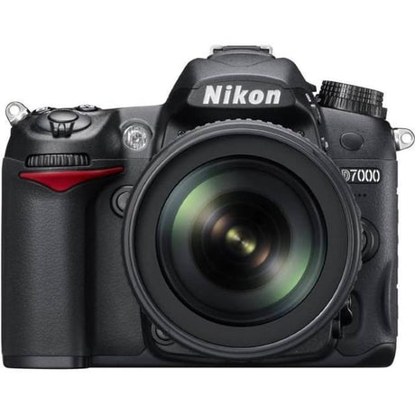 SLR D7000 - Noir + Nikon AF-S Nikkor 18-105mm f/3.5-5.6G ED f/3.5-5.6