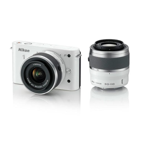 1 J1 - Blanc + Nikkor Nikkor 1 10-30 mm f/3.5-5.6 + 30-110 mm f/3.8-5.6 f/3.5-5.6 + f/3.8-5.6