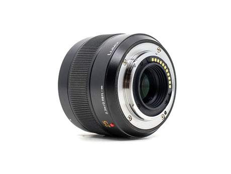 Panasonic Leica DG Summilux 25mm f/1,4 ASPH II