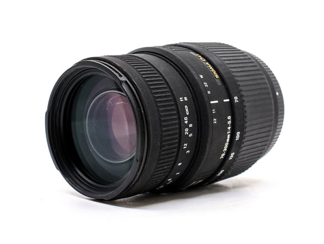Sigma 70-300mm f/4-5.6 Macro - Monture Nikon