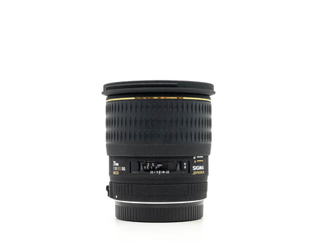 Sigma 28mm f/1,8 EX DG Macro - Monture Canon EF