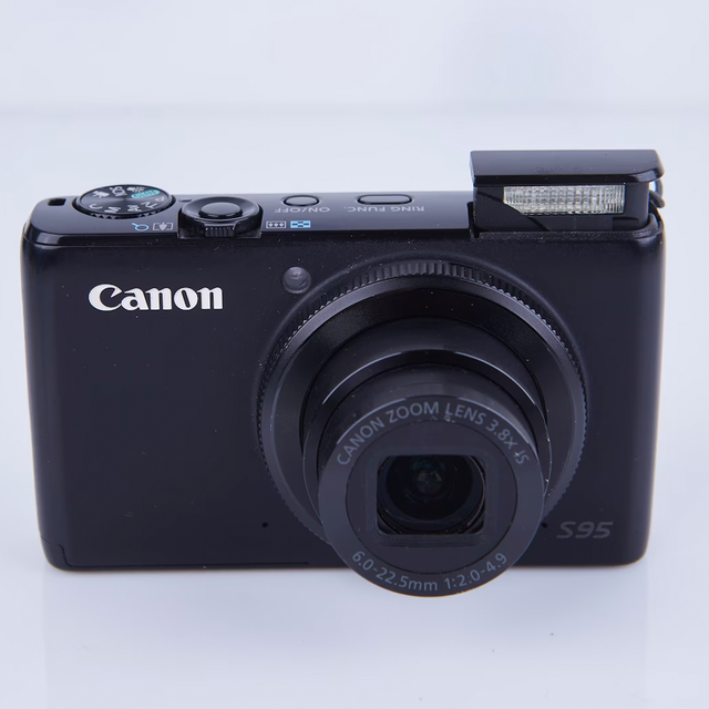 Canon PowerShot S95 - Cámara Vintage Digital (Digicam) de segunda mano en Camera Market