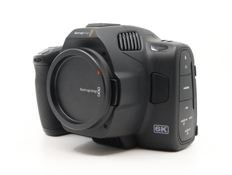Blackmagic Design Pocket Cinema Camera 6k Pro - Monture Canon EF