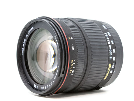 Sigma 18-200mm f/3.5-6.3 DC - Geschikt voor Canon EF-S