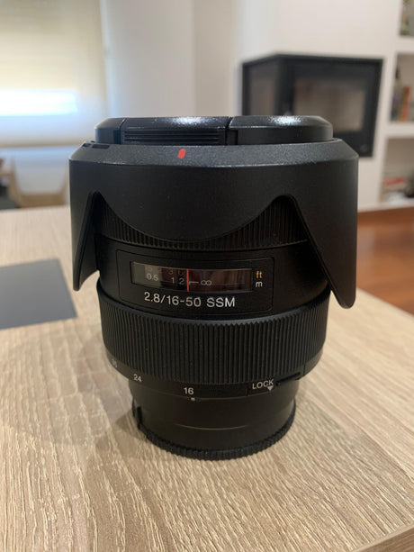 Sony DT 16-50mm f/2.8 SSM - Monture Sony A
