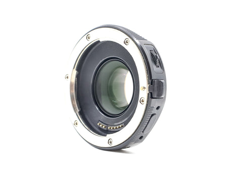 Metabones Speed Booster 0,58x pour Canon EF vers BMPCC T