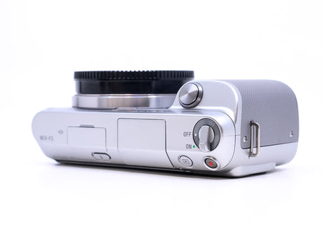 Sony Alpha NEX-F3 | Camera Market
