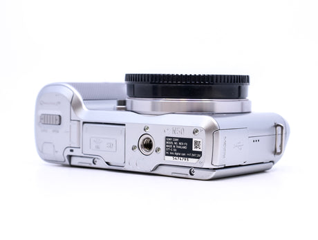 Sony Alpha NEX-F3 | Camera Market