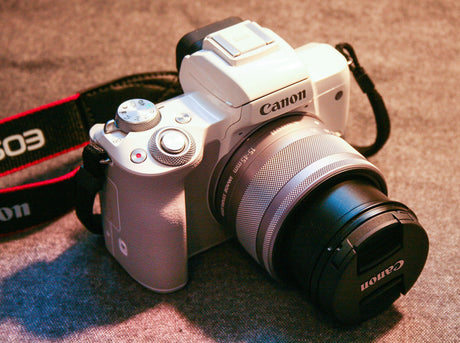 Canon EOS M50