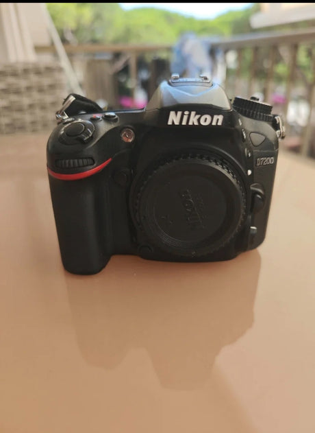 Nikon D7200