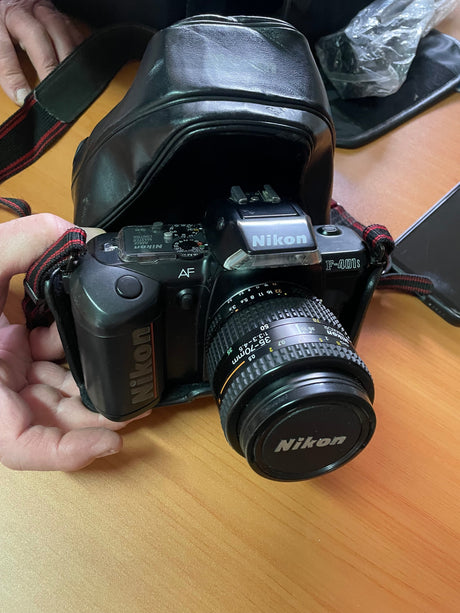 Nikon F401S