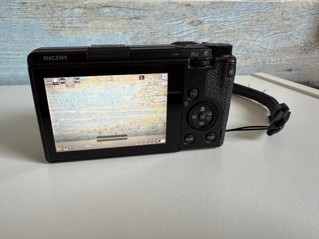 Ricoh GRIIIx