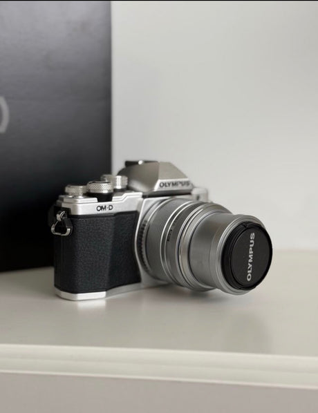Olympus OLYMPUS OMD EM10 Mark II