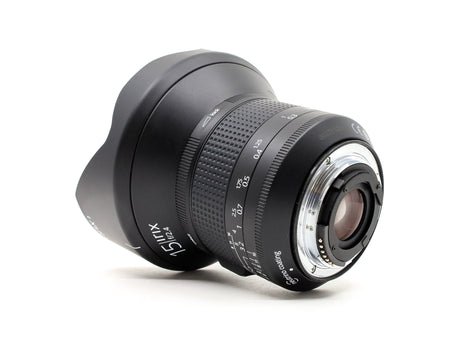 Irix Firefly 15 mm f/2,4 - Monture Nikon
