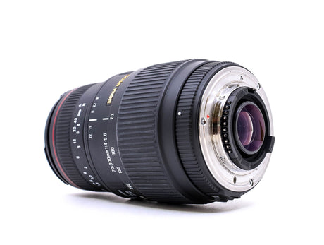 Sigma 70-300mm f/4-5.6 APO DG Macro (2005) - Monture Nikon