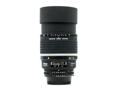 Nikon AF DC Nikkor 135 mm f/2D