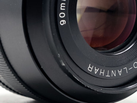 Voigtlander APO-Lanthar 90mm f/3.5 SL II - Monture Canon EF