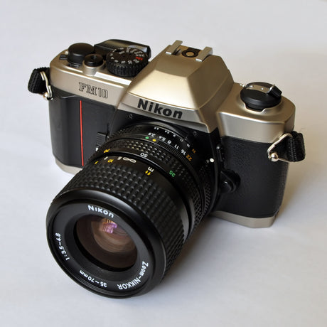 Nikon FM10 + Zoom-Nikkor 35-70mm f3.5-4.8 - Appareil photo reflex 35mm argentique