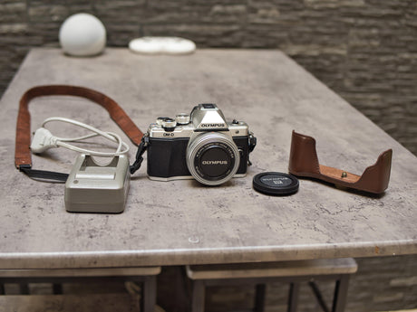 Olympus OM-D E-M10 Mark II