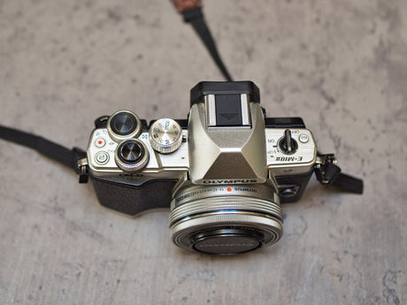 Olympus OM-D E-M10 Mark II