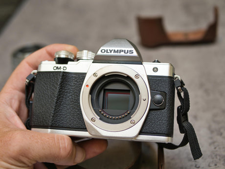 Olympus OM-D E-M10 Mark II