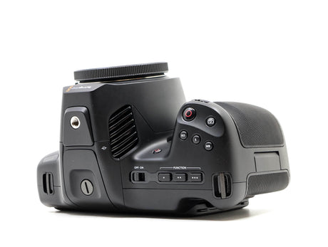 Blackmagic Design Pocket Cinema Camera 6K G2 - Monture Canon EF